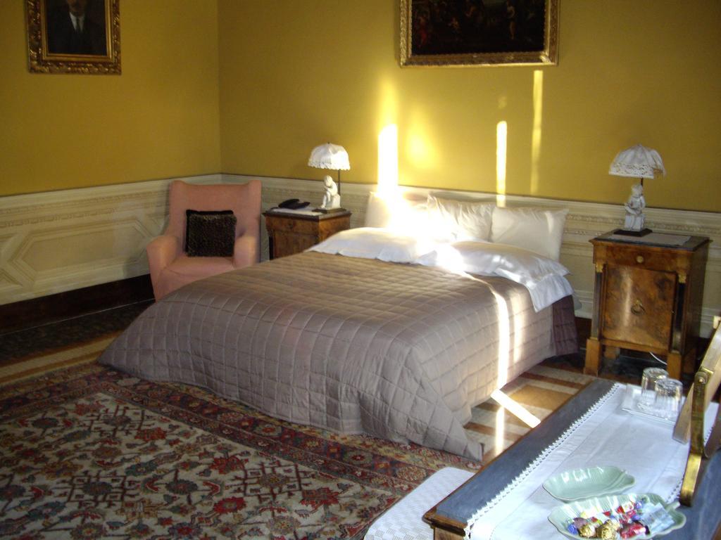 Villa Benni B&B Bologna Værelse billede
