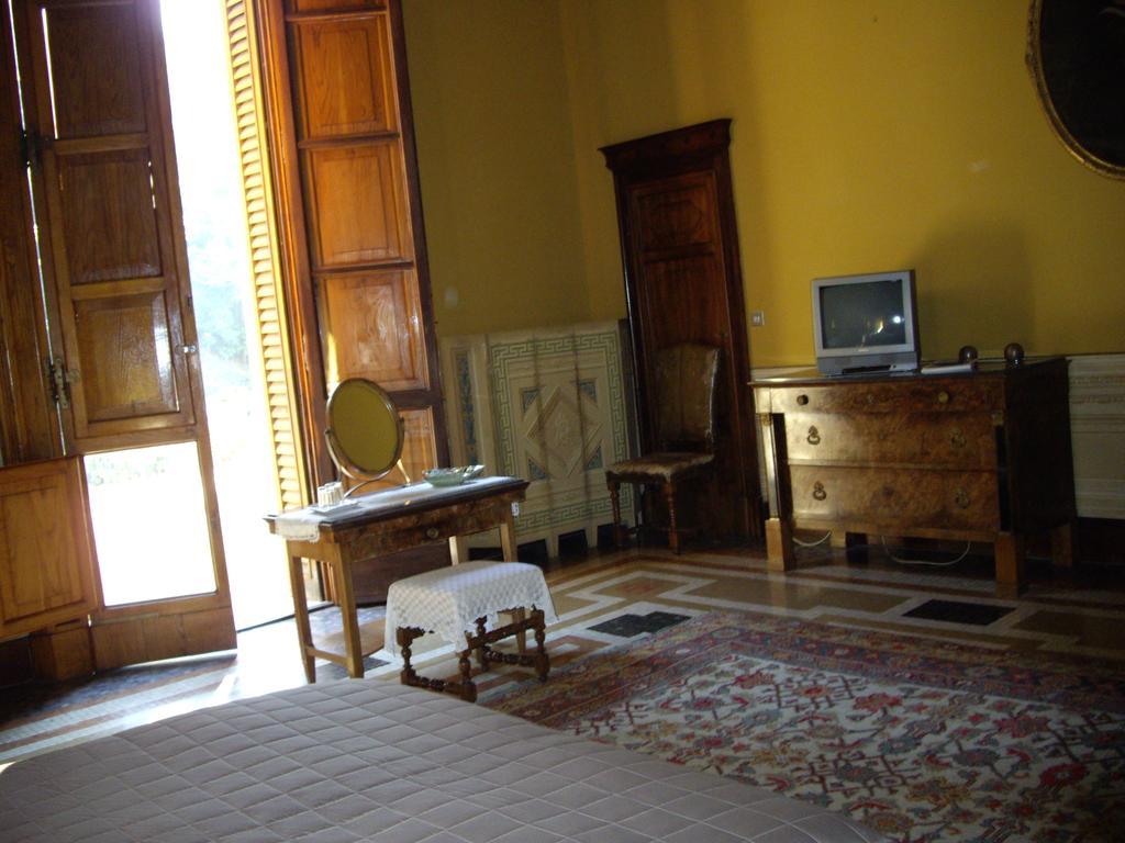 Villa Benni B&B Bologna Værelse billede